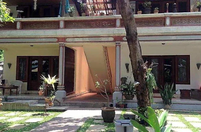 Lumbung Lovina (Bali)
