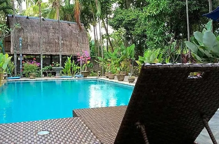 Lumbung Apartment *