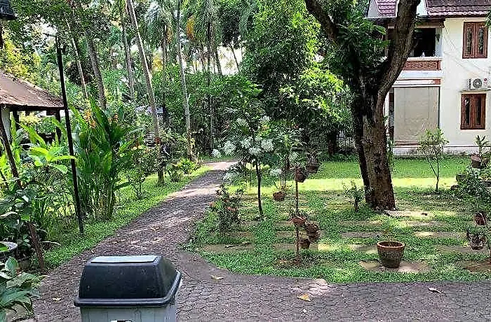 Lumbung Lovina (Bali)