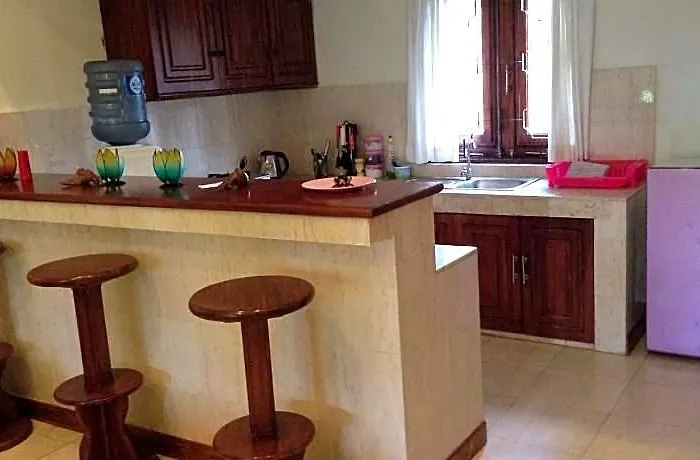 Apartment Lumbung *